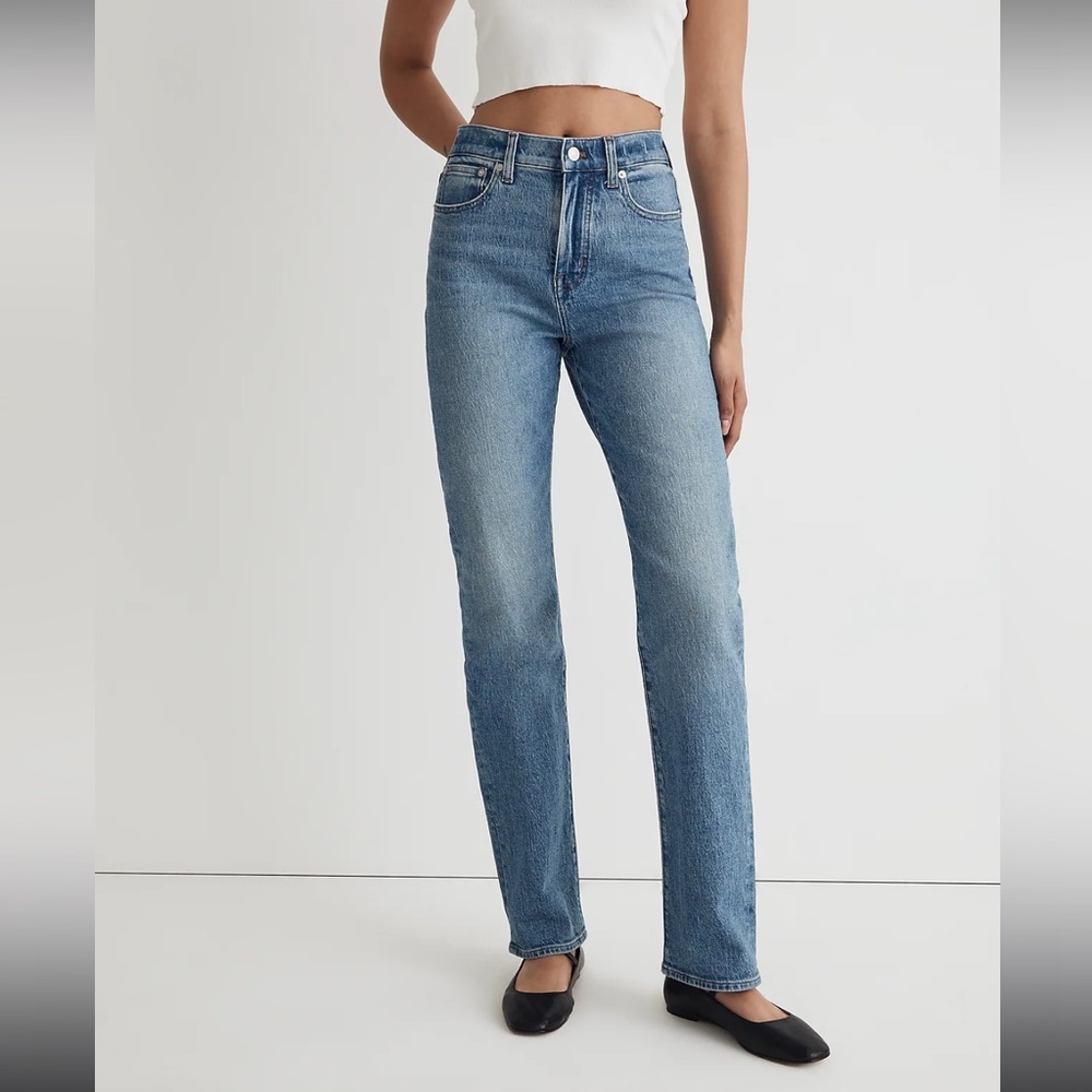 Madewell The '90s Straight Jean Medium Wash Blue Jean - waist 31” inseam 30”